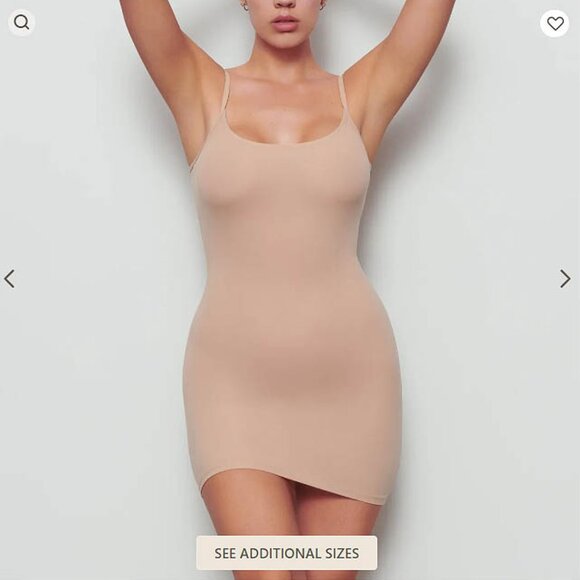 Skims - Picture 4 of 9